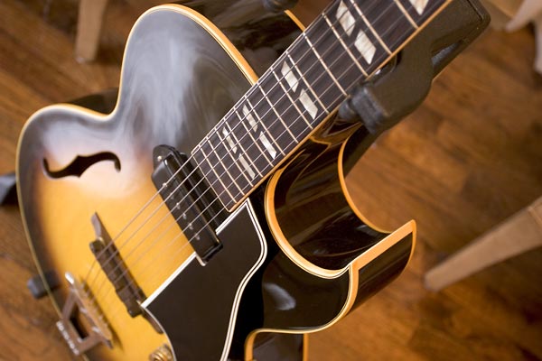 1954 Gibson ES-175 ALL ORIGINAL with P90 PICKUP - Spectacular, Time-capsule Condition! - Image 2