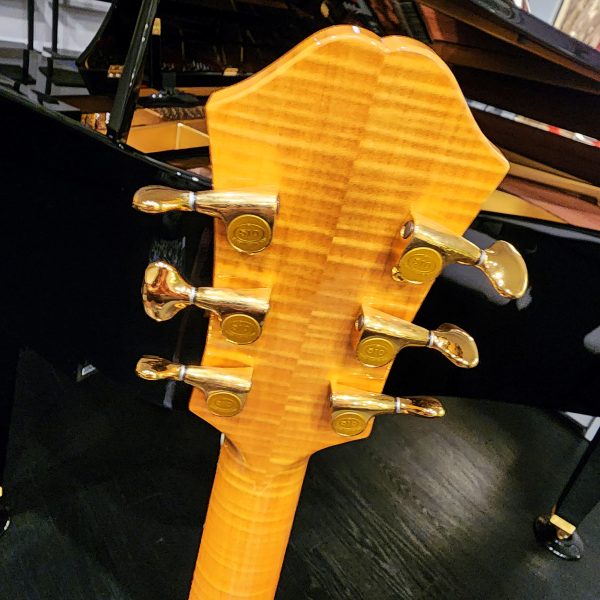 2005 Peter Hopkins 'Contessa' 16" Archtop Guitar - Image 8