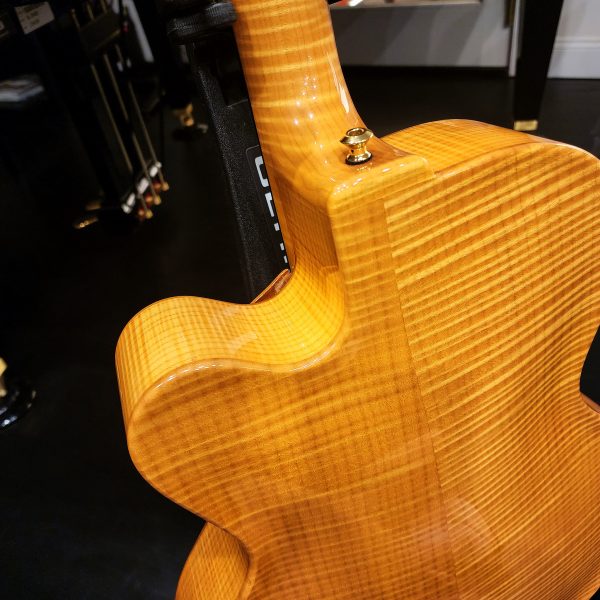 2005 Peter Hopkins 'Contessa' 16" Archtop Guitar - Image 7